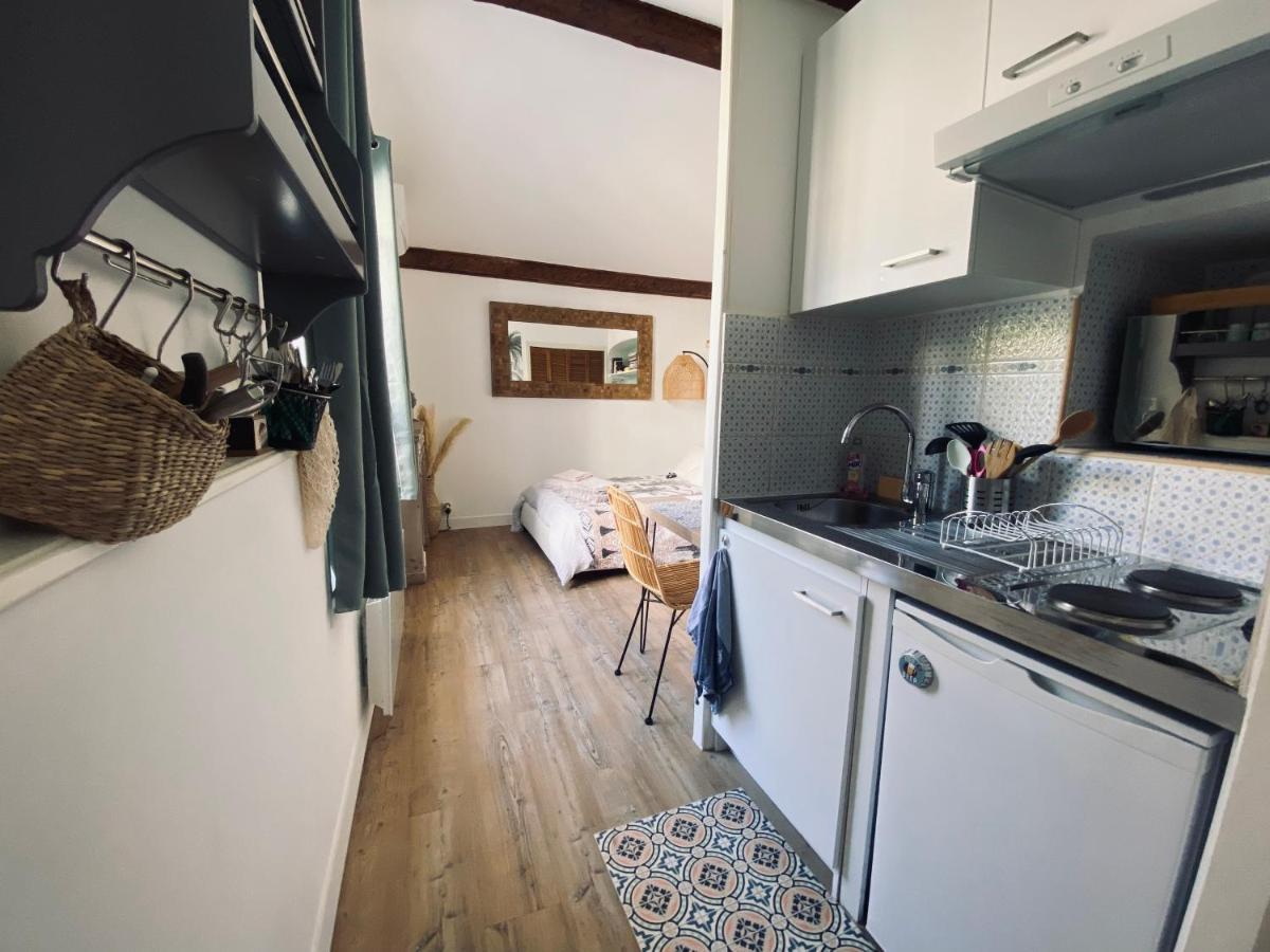Jolie Studio Climatise Avec Parking Et Proche De La Mer Carqueiranne Zewnętrze zdjęcie